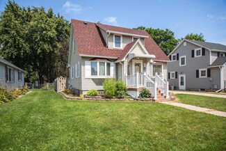 702 12th Ave NW, Austin, MN 55912