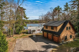 64 Smoke Rise Rd, New Hampton, NH 03256