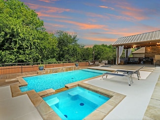 5302 Fairmont Ct, Rowlett, TX 75088
