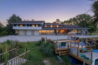 1409 Butchers Ln, Bloomington, IL 61701