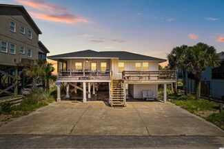 698 Springs Ave, Pawleys Island, SC 29585