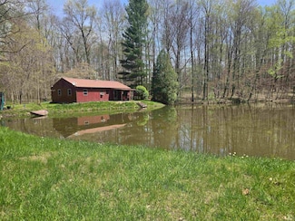 5561 Flowing Well Rd, Poland, IN 47868