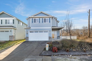2086 Creek Dr, Ashland, OR 97520