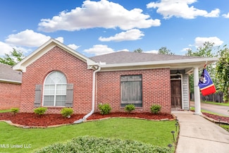 630 Camdenpark Dr, Ridgeland, MS 39157