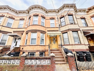 71-20 66th Place Unit 2, Flushing, NY 11385