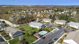 1008 Horseshoe Dr, Royersford, PA 19468