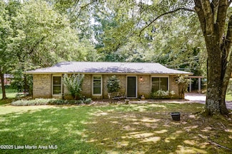3464 Dobbs Rd, Alexander City, AL 35010