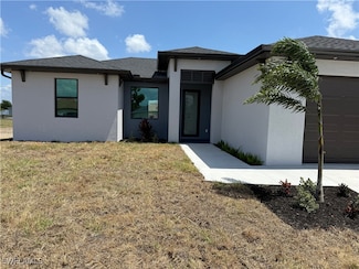 2023 NE 9th Place, Cape Coral, FL 33909