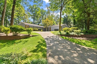 123 Gant Quarters Ln, Marietta, GA 30068