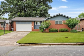 7547 E 27th St, Tulsa, OK 74129