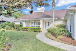 3849 Vickers Lake Dr, Jacksonville, FL 32224