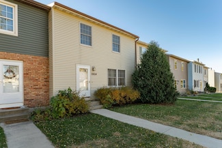 2804 25th St NW, Rochester, MN 55901