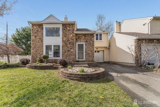 1 Jason St, Dayton, NJ 08810