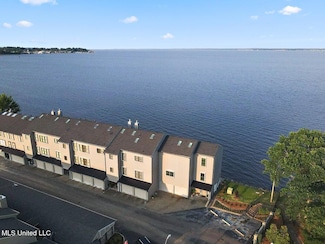 21 Breakers Ln, Ridgeland, MS 39157