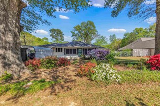 1192 Dovecrest Rd, Memphis, TN 38134