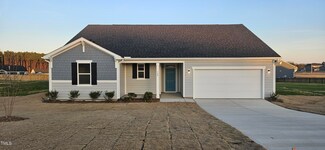 508 John Stark Dr, Fuquay-Varina, NC 27526