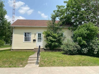 616 E Water St, Portland, IN 47371