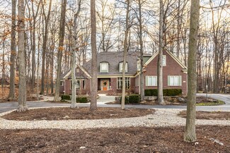 821 W 96th St, Indianapolis, IN 46260