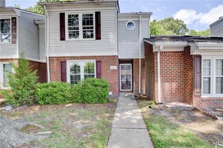682 Hollomon Dr, Hampton, VA 23666