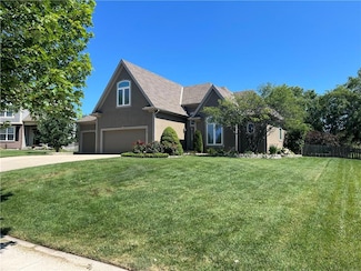 9515 N Askew Ave, Kansas City, MO 64156