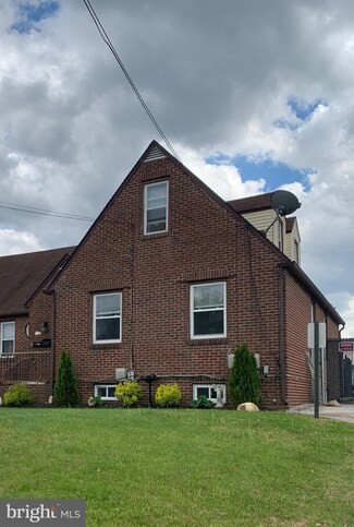 716 E Main St, Maple Shade, NJ 08052