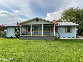 435 Patton Heights Cir, Jamestown, TN 38556