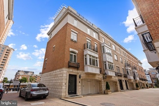 635 Ponte Villas S, Baltimore, MD 21230