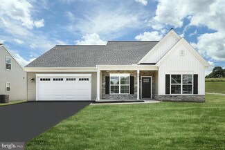 501 Bella May Cir, Lebanon, PA 17046