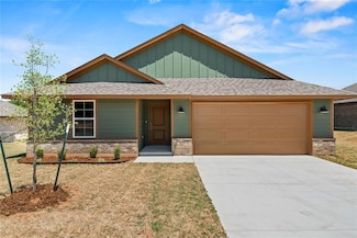 4653 Lincoln St, Harrah, OK 73045