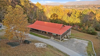 335 Fox Wood Ln, Dunlap, TN 37327