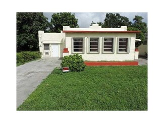 7 NW 168th St, North Miami Beach, FL 33169