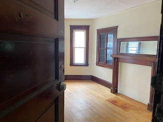 10 Agawam St Unit 2, Worcester, MA 01603