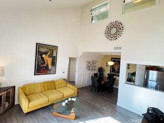 13801 Oxnard St Unit 206, Van Nuys, CA 91401