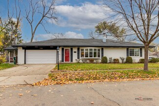 710 Lange St, Mundelein, IL 60060