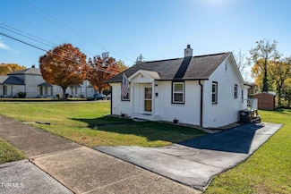 1457 Garden Dr, Kingsport, TN 37664