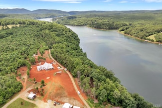 0 Playcation Retreat Cir, Gretna, VA 24557