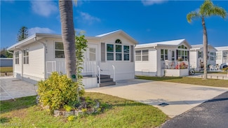 143 Caravan Cir, North Fort Myers, FL 33903