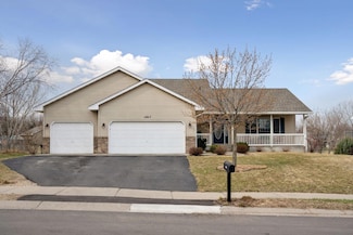 1607 Maple Ave, Buffalo, MN 55313