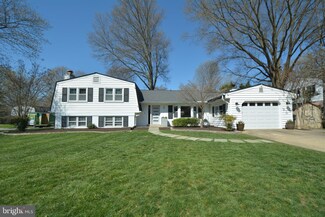 7508 Toll Ct, Alexandria, VA 22306