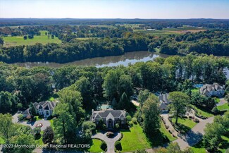 18 Rivers Edge Dr, Colts Neck, NJ 07722