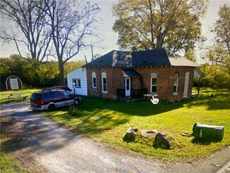 9163 N Fortville Pike, Fortville, IN 46040