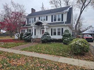 303 W Washington St, Howell, MI 48843