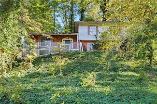 253 Lamplighter Ln SE, Marietta, GA 30067