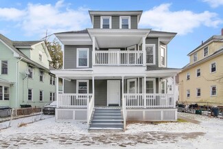 131 Ranney St, Springfield, MA 01108