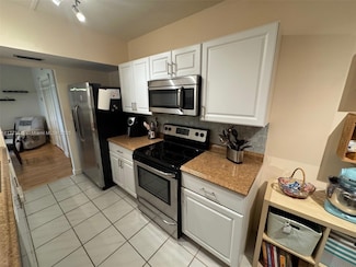 4330 Hillcrest Dr Unit 304, Hollywood, FL 33021