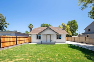 2860 Redwood Ave, Stockton, CA 95205
