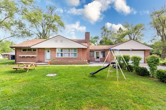 4445 Packard St, Ann Arbor, MI 48108