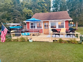 14842 Center St, Alpena, MI 49707