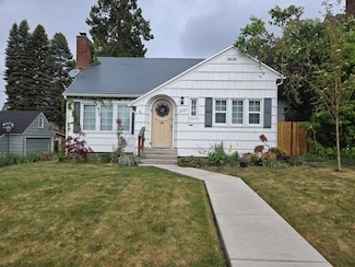 2025 Lawrence St, Klamath Falls, OR 97601