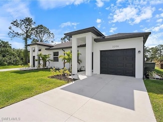 2206 Leda Ave S, Lehigh Acres, FL 33973